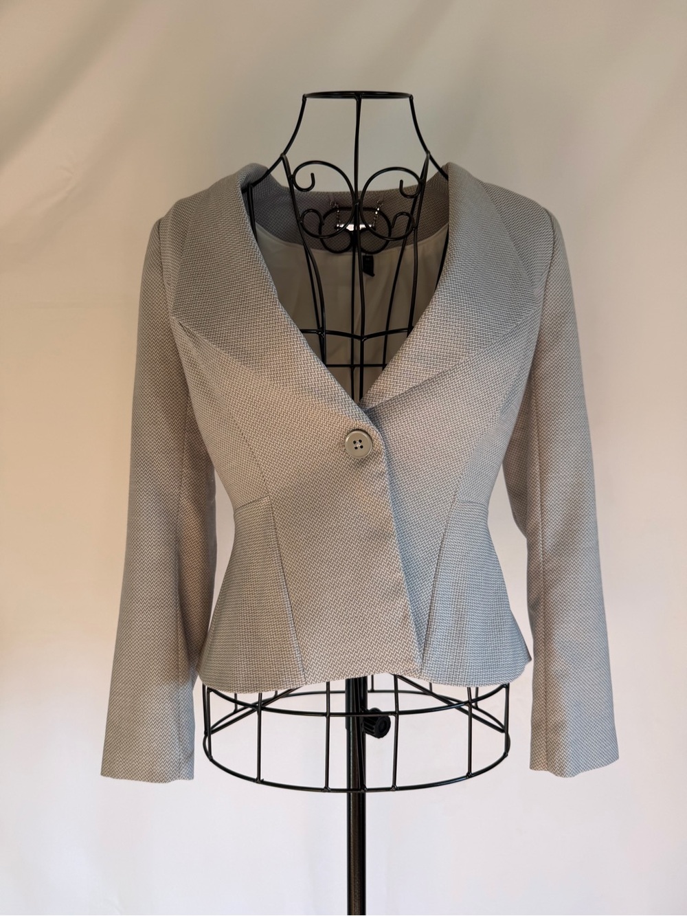 White House Black Market Light Gray Textured Single-Button Blazer